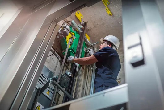 اپلیکیشن سرویس و رفع مشکل آسانسور